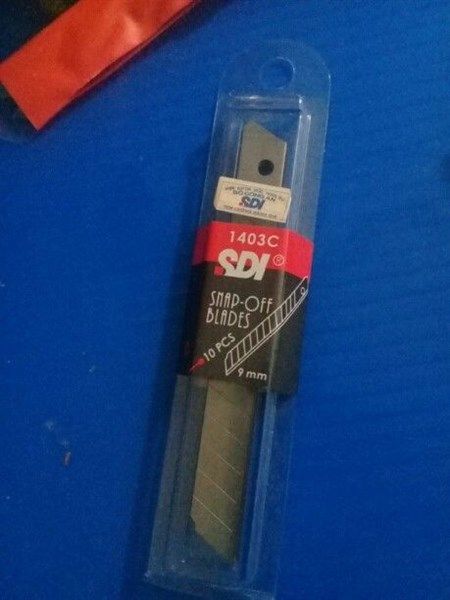 Lưỡi dao rọc giấy 9mm (nhỏ) 10 lưỡi/vỉ SDI 1403C