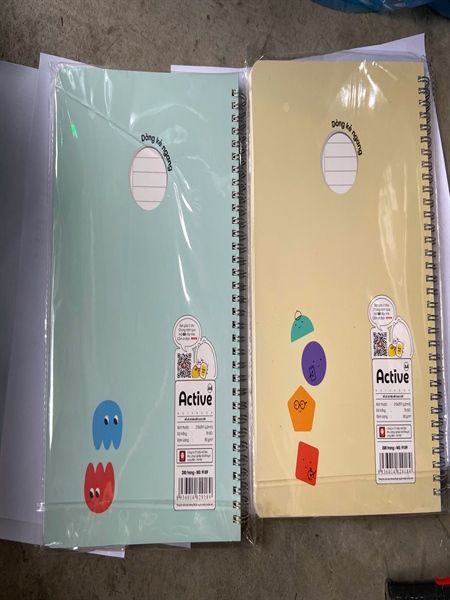 Sổ lò xò bìa bồi Active A4 200 trang Hải Tiến (36) - HT9189
