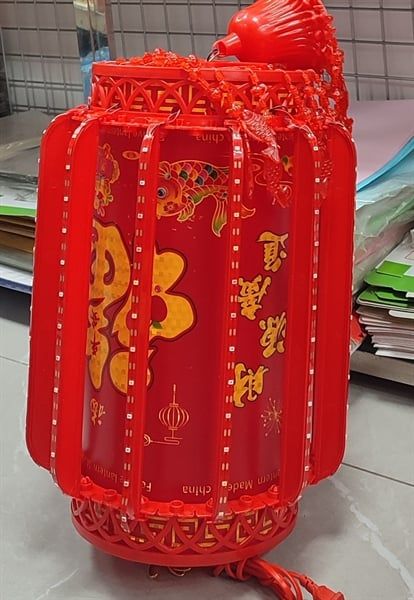 Đèn lồng dài bé