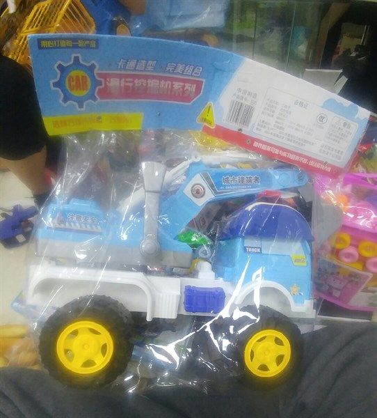 Xe cần cẩu 935