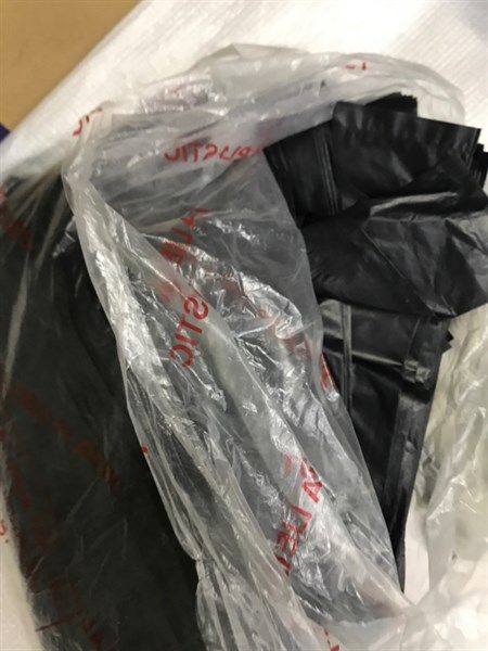 Túi đen loại thường