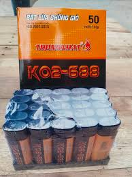 Bật lửa đá vuông Thống Nhất Lucky (50 chiếc/hộp)