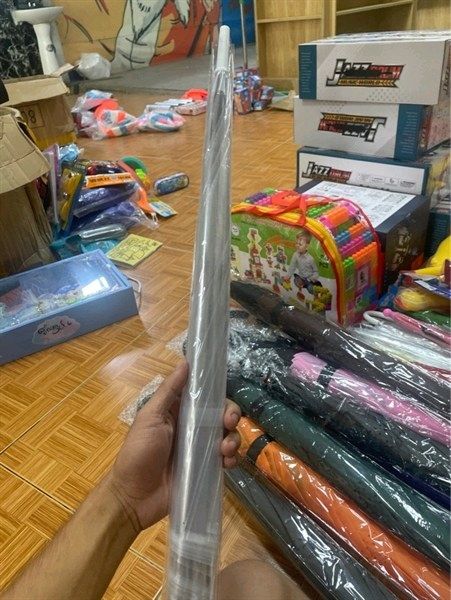 Ô che mưa trong suốt