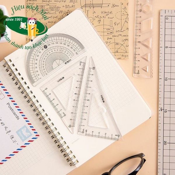 Bộ Thước Kẻ Eke Dẻo 15Cm 4 Món Ở Giữa Có Khung Hình Chính Hãng - Có Tại Hiệu Sách Mai