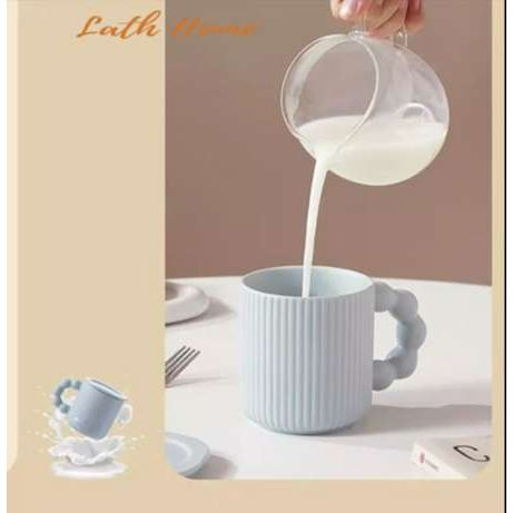 Cốc sứ cao cấp Macaron quai bong bóng kèm nắp