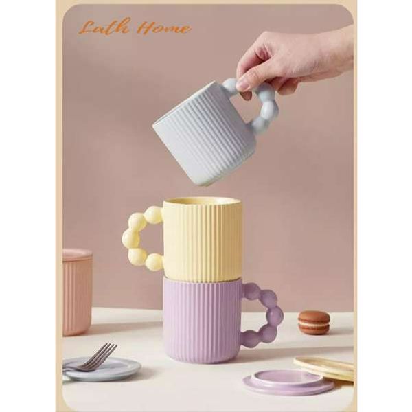 Cốc sứ cao cấp Macaron quai bong bóng kèm nắp