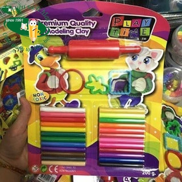 Vỉ đất nặn 24 màu 200g + 3 khuôn + 1 lăn Playtime 002-3MR24200 (24)