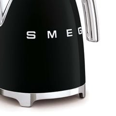  Ấm đun nước siêu tốc Smeg KLF03BLEU màu đen 2400W 