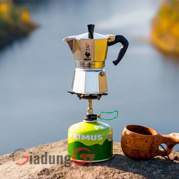 Ấm pha cà phê Bialetti Moka Express thuận tiện cho những chuyến picnic