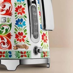 Ấm siêu tốc Smeg KLF03DGEU 1.7L Họa tiết Dolce & Gabbana 