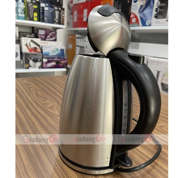 Ấm siêu tốc WMF Stelio 1.7L được chế tác tỉ mỉ trên chất liệu thép Cromargan hay còn được biết đến là thép không gỉ 18/10