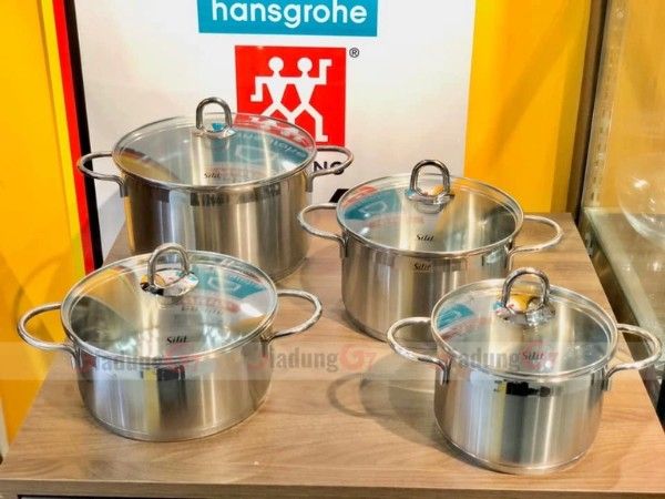 Bộ nồi Silit Diamant 9 món với Đế đa năng SilitTherm được bao bọc toàn diện giúp phân phối nhiệt đồng đều và lưu trữ trong thời gian dài