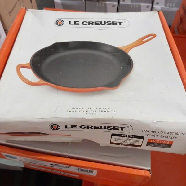 Chảo gang tròn Le Creuset Brat 20cm nhiều màu để bạn lựa chọn