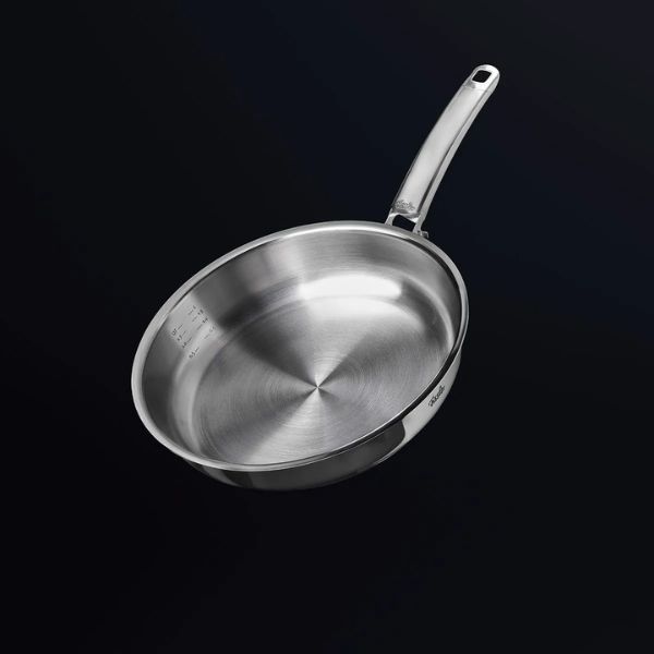 Chảo inox Fissler Steelux Pro 24cm - Made in Germany