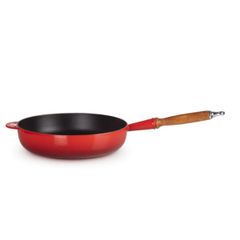  Chảo Le Creuset 28cm màu đỏ anh đào có tay cầm bằng gỗ 3478 