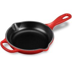  Chảo rán bằng gang tráng men Le Creuset Signature 16cm - Màu đỏ 