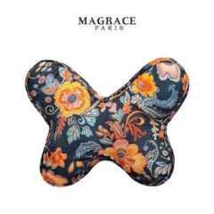  Gối tựa lưng Magrace Paris hình bướm nền vàng 