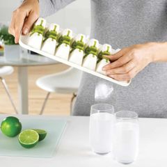  Khay làm đá có nắp đậy Joseph Joseph 20018 