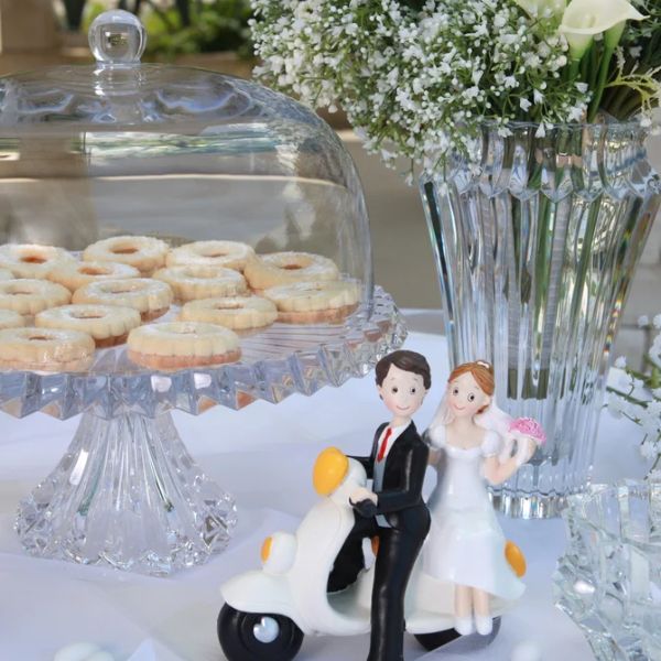Lọ hoa Rogaska Crown Jewel 25cm màu trắng