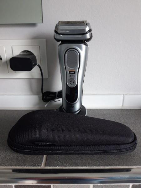 Máy cạo râu Braun Serie 9 Pro Premium 9417s Model 2022 Made in Germany