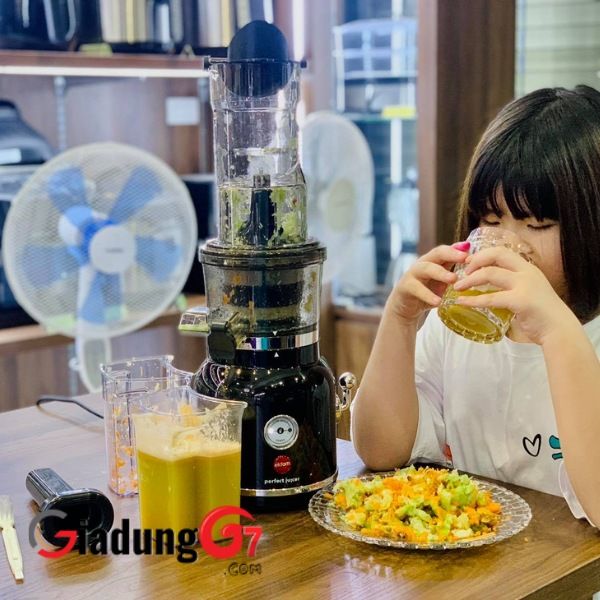 Máy ép chậm Eldom PJ460 công suất 200W | Giadungg7.com