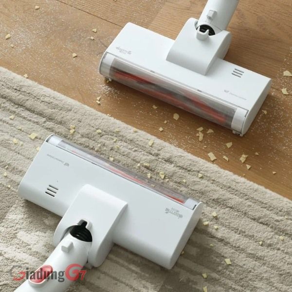 Máy hút bụi cầm tay Deerma DEM-VC20 Plus có sạc