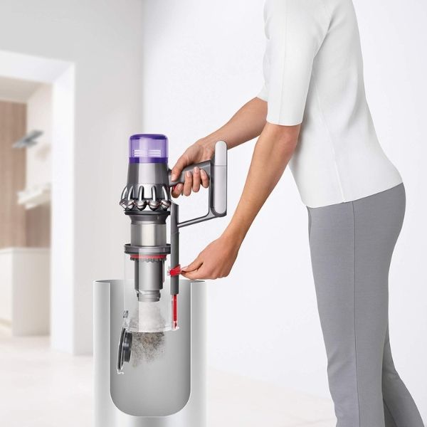 Máy hút bụi Dyson V11 Animal với 5 đầu hút