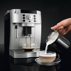  Máy pha cà phê Delonghi Magnifica S Ecam 22110SB màu bạc 