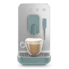  Máy pha cà phê Smeg BCC02EGMEU 1350W - Màu xanh ngọc 