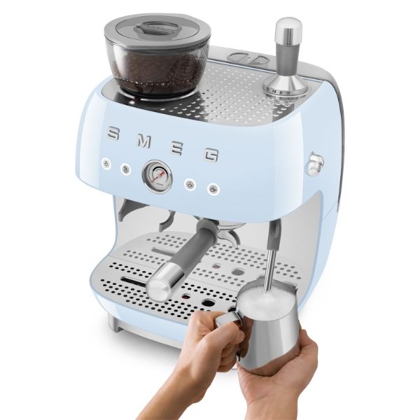 Máy pha cà phê thủ công Espresso Smeg EGF03PBEU kèm xay hạt màu xanh