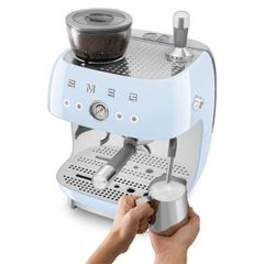  Máy pha cà phê thủ công Espresso Smeg EGF03PBEU kèm xay hạt 