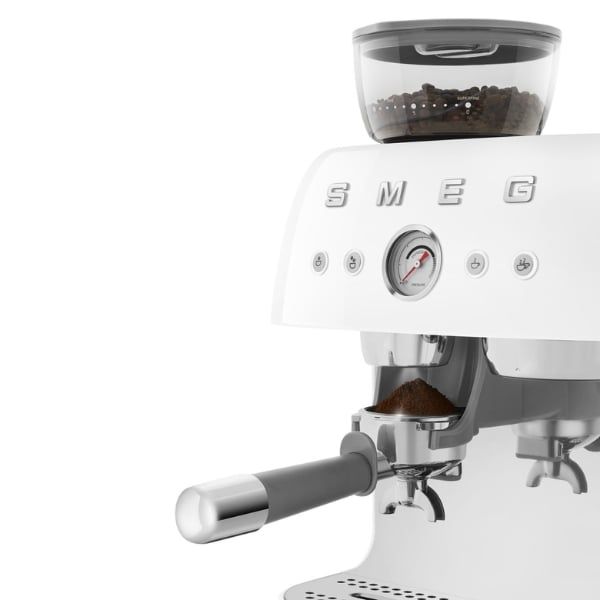 Máy pha cà phê thủ công Espresso Smeg EGF03WHEU kèm xay hạt màu trắng