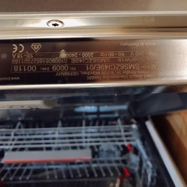 Máy rửa bát Bosch SMS6ZCI49E 13 bộ