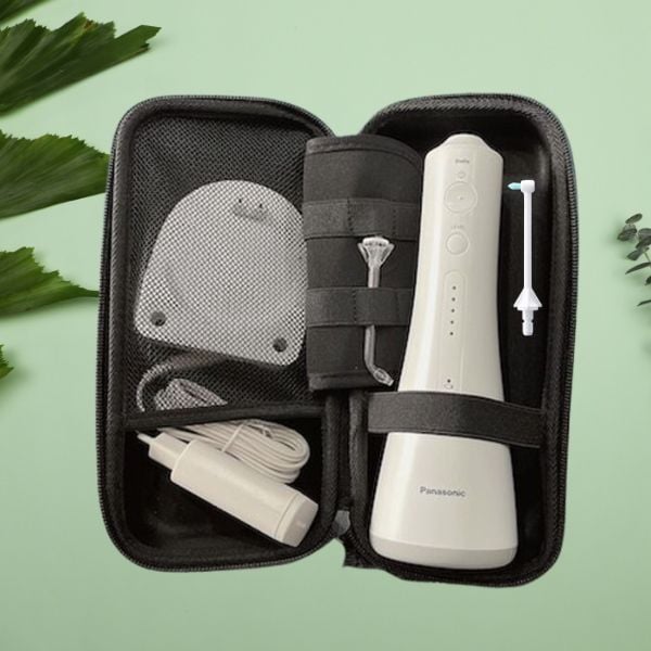 Máy tăm nước Panasonic EW1513 chính hãng tặng kèm hộp đựng Panasonic
