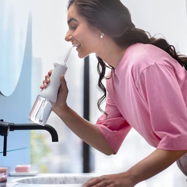 Máy tăm nước Philips HX3826/31 Sonicare 3000 màu trắng