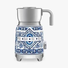  Máy tạo bọt sữa Smeg MFF01DGBAU - Dolce & Gabbana 