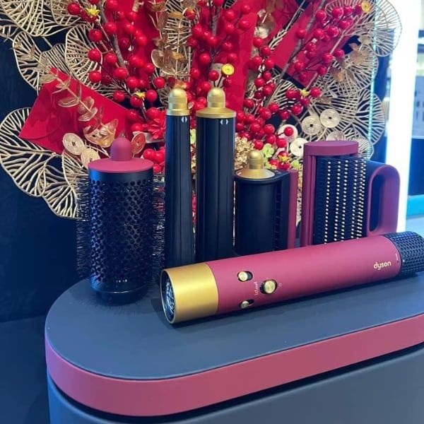 Máy tạo kiểu tóc Dyson Airwrap iD HS08 màu Nhung đỏ Red Velvet & Gold