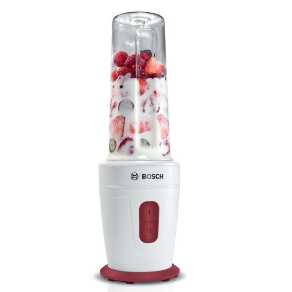 Máy xay sinh tố mini Bosch MMBP1000 có thể làm sạch dưới vòi nước chảy hoặc trong máy rửa bát sau khi sử dụng.