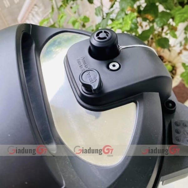 Nồi áp suất đa năng kết hợp chiên không dầu Instant Pot 11 in 1 7,6l