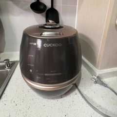  Nồi cơm điện cao tần Cuckoo CRP DHAS069FB 1.08L (Lòng inox) áp suất - Màu Nâu 