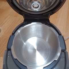  Nồi cơm điện cao tần Cuckoo CRP DHAS069FW 1.08L (Lòng inox) áp suất - Màu trắng 