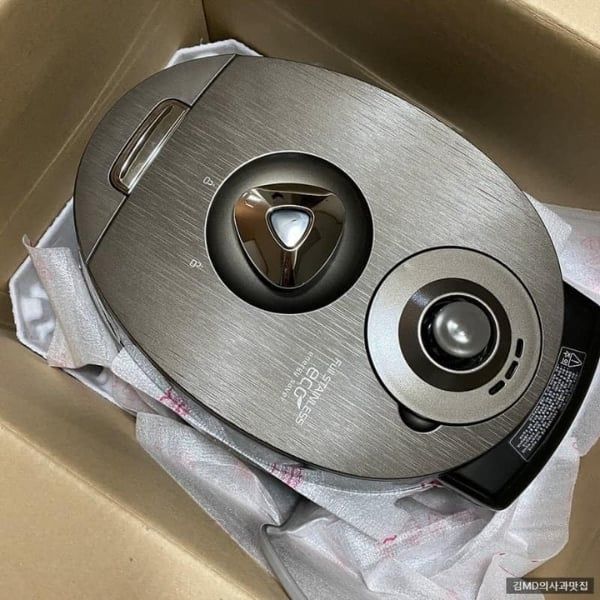 Nồi cơm điện cao tần Cuckoo CRP FHS0610FG 1.08L màu hồng