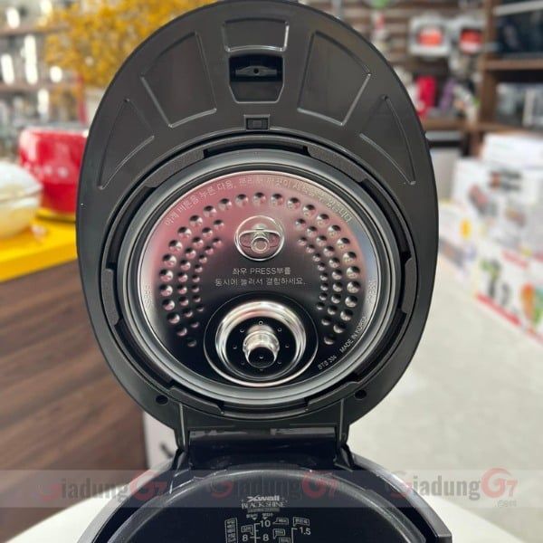 Nồi cơm điện cao tần Cuckoo KHTS1060FD 1,8L