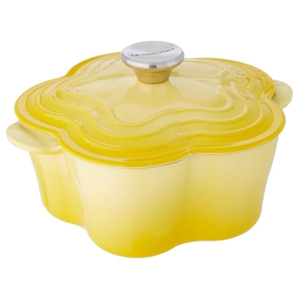 Nồi gang Le Creuset Honey hình hoa 20cm