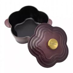  Nồi gang Le Creuset Honey hình hoa tím 20cm 