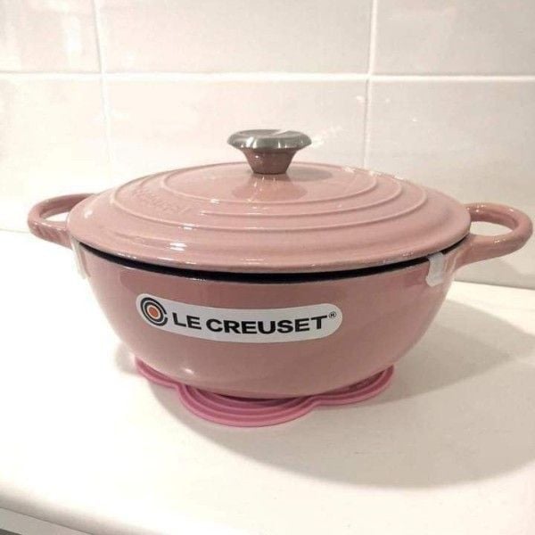 Nồi gang Le Creuset La Marmite 24cm màu hồng