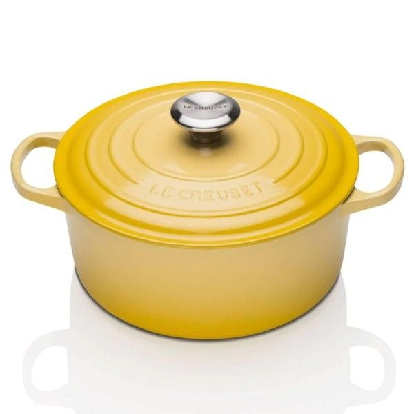 Nồi gang tròn Le Creuset Signature 24cm màu vàng 4.2L