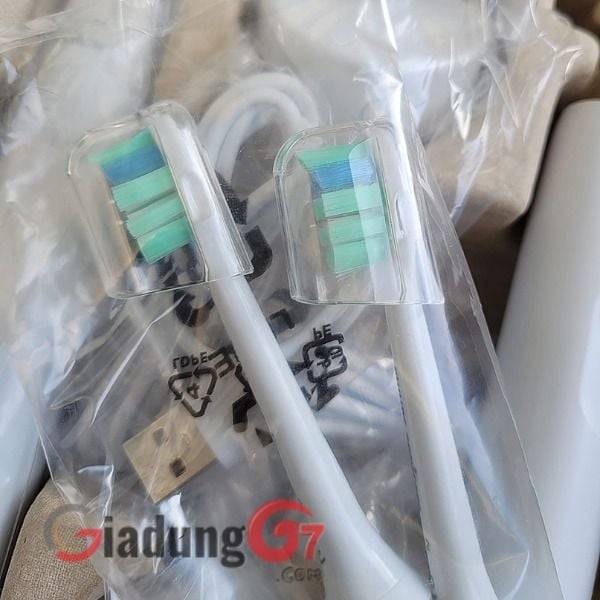 Philips Sonicare 3100 HX3675/13 - Set 2 bàn chải đánh răng điện