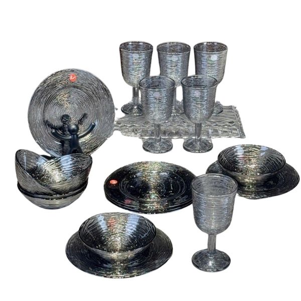 Set 18 món bát đĩa ly Viola - Germany (màu đỏ/ xám khói)