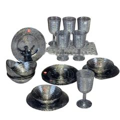  Set 18 món bát đĩa ly Viola - Germany (màu đỏ/ xám khói) 